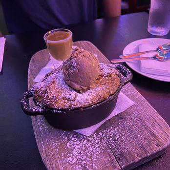 Morrison - Banana bread pudding - Gastropubs Near Me - Los Angeles, California Morrison - Banana bread pudding - Gastropubs Near Me - Los Angeles, California