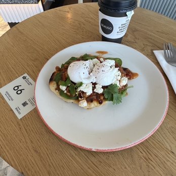 Serpentine Bar & Kitchen - Shakshuka on sourdough bread with Oriental Sencha tea - Modern European Near Me - London, XGL Serpentine Bar & Kitchen - Shakshuka on sourdough bread with Oriental Sencha tea - Modern European Near Me - London, XGL