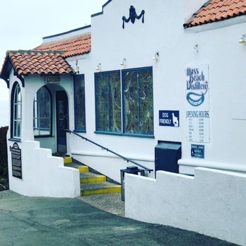 Moss Beach Distillery - Entrance - Seafood Near Me - Moss Beach, California
