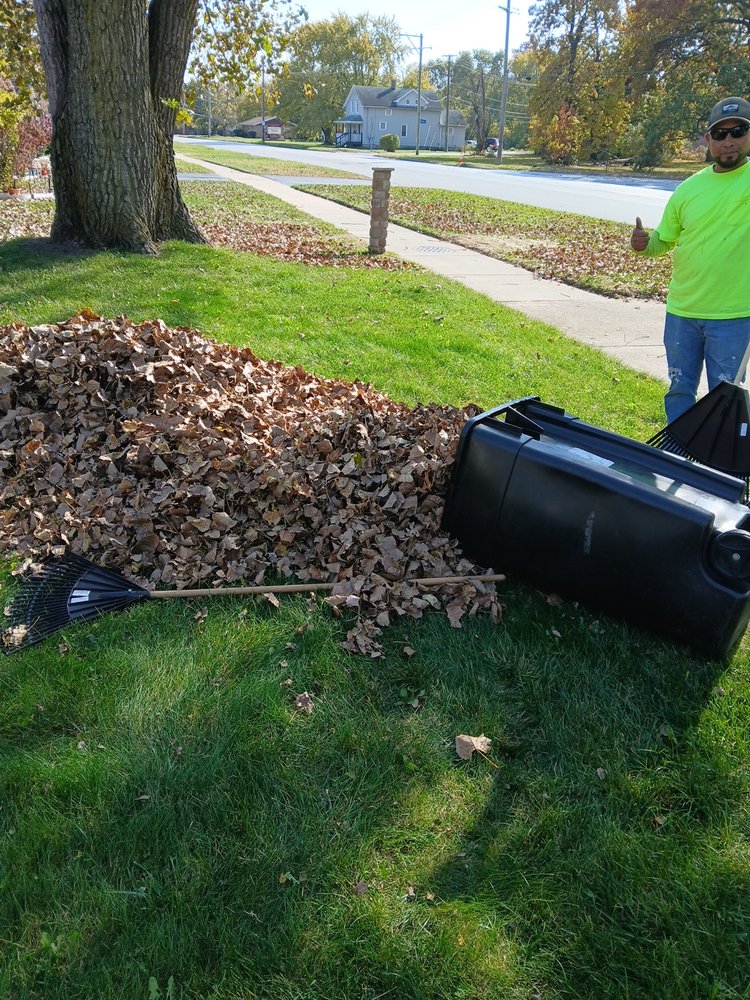 Slide of Luis Outdoor Services