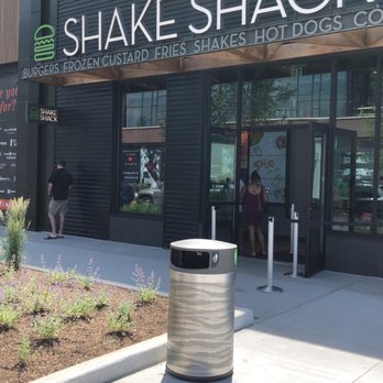 Shake Shack Pinecrest - Burgers Near Me - Orange Village, Ohio Shake Shack Pinecrest - Burgers Near Me - Orange Village, Ohio