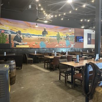 Vaqueros Texas Bar-B-Q - Outdoor (covered) space great - Barbeque Near Me - Allen, Texas Vaqueros Texas Bar-B-Q - Outdoor (covered) space great - Barbeque Near Me - Allen, Texas