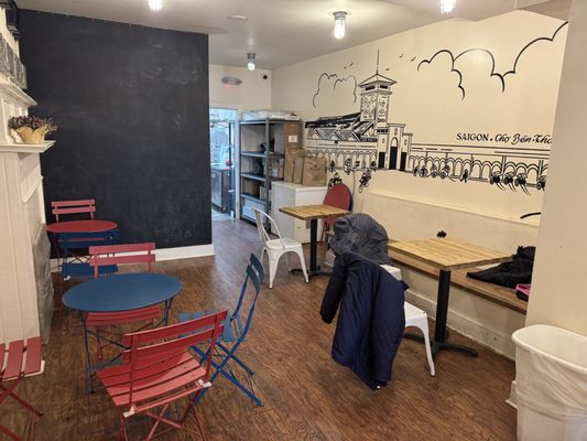 Banh Mi & Ti by null