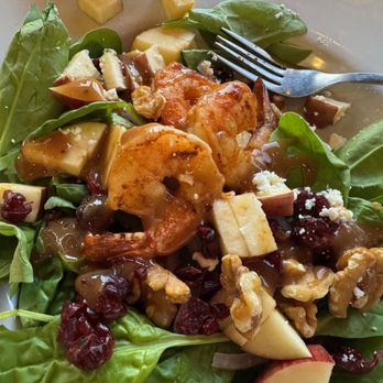 Gloria’s - cranberry walnut goat cheese salad - Juice Bars & Smoothies Near Me - Moab, Utah