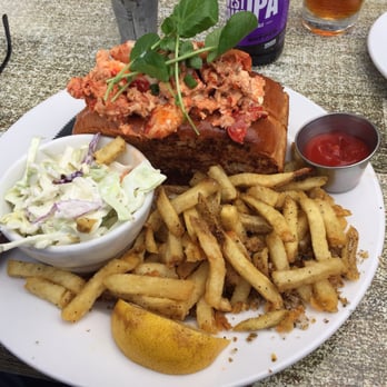 Cody's La Jolla - Lobster roll, best I've ever had and I've had a lot of them ! - Breakfast & Brunch Near Me - La Jolla, California