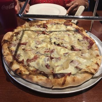 Simply Divine - Gig and Prosciutto pizza.....GET IT!!! - Pizza Near Me - Falmouth, Massachusetts