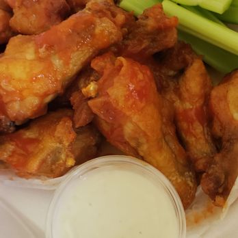 TopCrust Jupiter Kitchen - Best pizza and wings! We went back three days in a row! - Pizza Near Me - Jupiter, Florida TopCrust Jupiter Kitchen - Best pizza and wings! We went back three days in a row! - Pizza Near Me - Jupiter, Florida