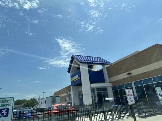 Carmax East Meadow Photos