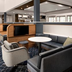 Courtyard by Marriott Portland Beaverton - Lobby Media Pods