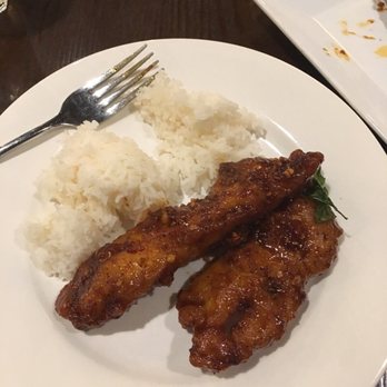 Banyan Tree - Crispy garlic chicken and rice - Thai Near Me - Kent, Washington