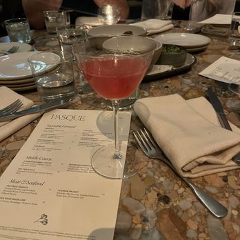 Populus - Hibiscus cosmo - Hotels Near Me - Denver, Colorado