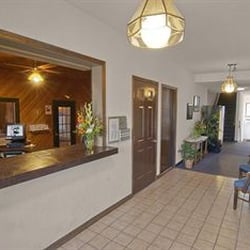 Americas Best Value Inn Marquette