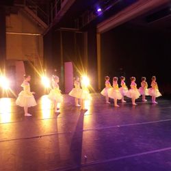 Le'gere Dance Centre