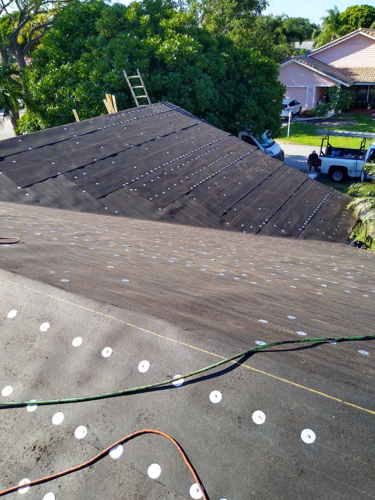 Slide of Pinewood Construction