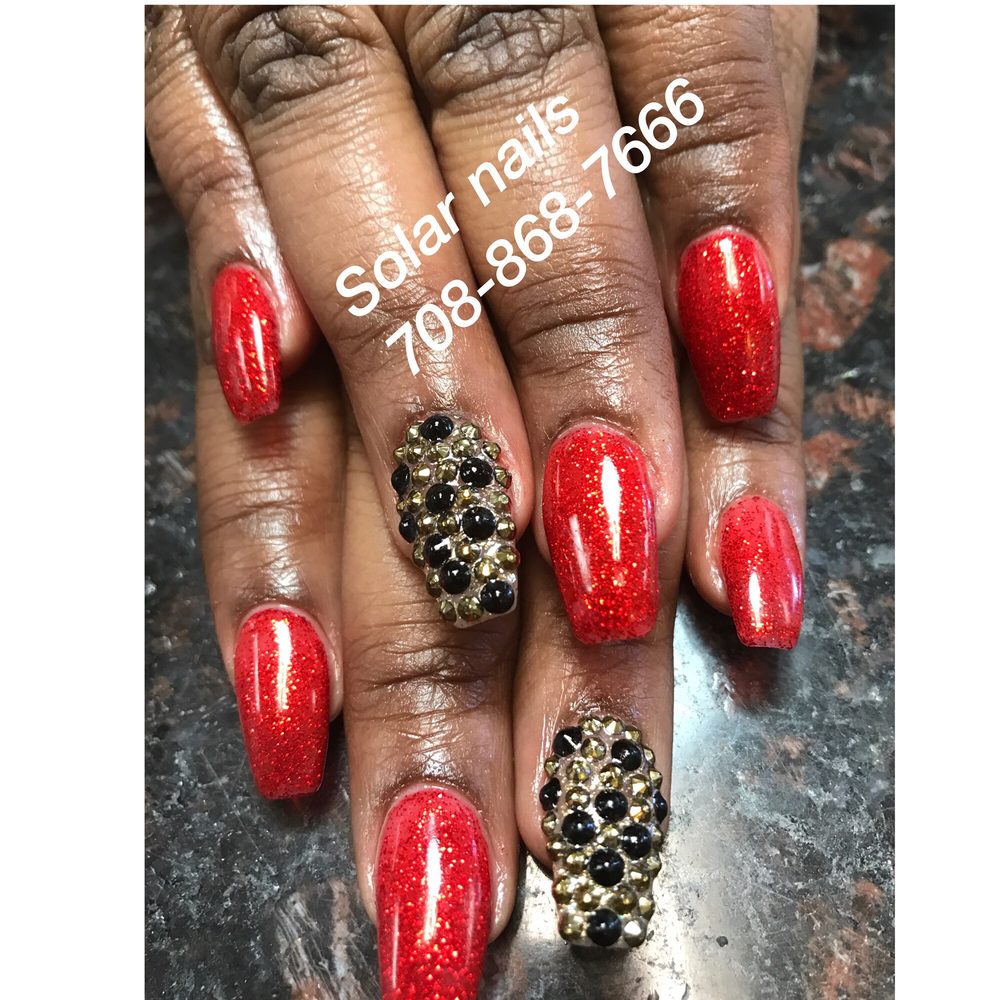 Solar Nails Logo