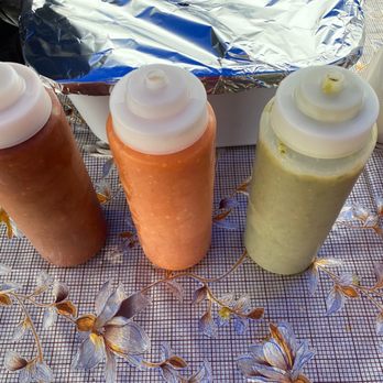 Tacos De Barbacoa - a variety of condiments - Tacos Near Me Tacos De Barbacoa - a variety of condiments - Tacos Near Me