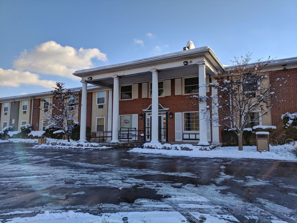 Charles River Motel