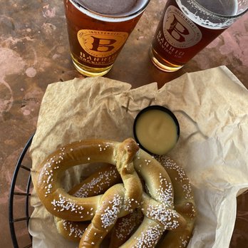 Barrio Brewing - Beer Sponges - Breweries Near Me - Tucson, Arizona