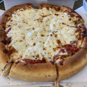Gianorios Pizza - 12 inch pan pizza with Canadian bacon, pineapple, and bacon. - Pizza Near Me - Winfield, Illinois