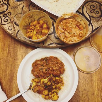 Bay Leaf - Vegetable Tikka Masala and Aloo Gobi - Indian Near Me - New Bern, North Carolina