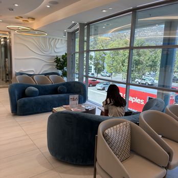 Smile Arc Orthodontics - Waiting area - Orthodontists Near Me - San Diego, California Smile Arc Orthodontics - Waiting area - Orthodontists Near Me - San Diego, California