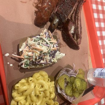 Terry Black's Barbecue - Sausage cut into piece for easier consumption - Barbeque Near Me - Austin, Texas Terry Black's Barbecue - Sausage cut into piece for easier consumption - Barbeque Near Me - Austin, Texas