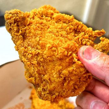 Popeyes Louisiana Kitchen - Chicken Wings Near Me - Worcester, Massachusetts