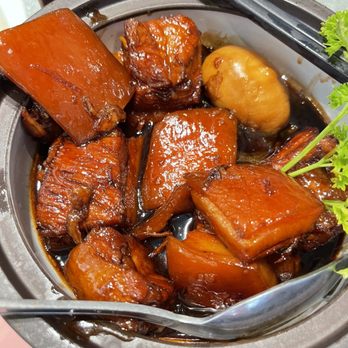 Shanghailander Palace - 101. Shanghailander Style Braised Pork in Brown Sauce - Asian Fusion Near Me - Hacienda Heights, California Shanghailander Palace - 101. Shanghailander Style Braised Pork in Brown Sauce - Asian Fusion Near Me - Hacienda Heights, California
