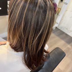 Color Salon at 923 W Duarte Rd, Monrovia, CA 91016
Call 626-873-4528
Book Online: https://www.colorsaloninc.com/