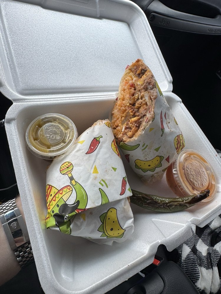 Taquito CA-Bron — Mexican restaurant in Johns Creek