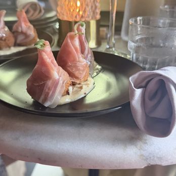 The Wilder - Cacio e Pepe Croquettes - Bars Near Me - Fort Lauderdale, Florida