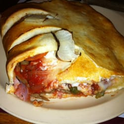 Leonardo's Restaurant - Stromboli