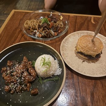 Yellow Ranger - General Tso's Chicken Burger Tex Lo Mein - Chinese Near Me - Austin, Texas