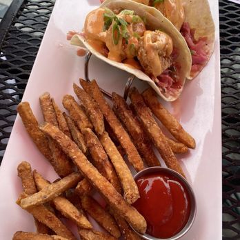 Stone House Grille - Bang bang shrimp tacos - New American Near Me - Kimberton, Pennsylvania Stone House Grille - Bang bang shrimp tacos - New American Near Me - Kimberton, Pennsylvania