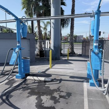 Quikwash - Car Wash Near Me - Los Angeles, California Quikwash - Car Wash Near Me - Los Angeles, California