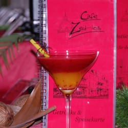 Cafe Zeit-los