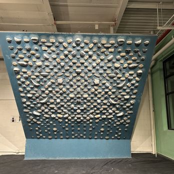 Bouldering Project - Gowanus - Rock Climbing Near Me - Brooklyn, New York Bouldering Project - Gowanus - Rock Climbing Near Me - Brooklyn, New York