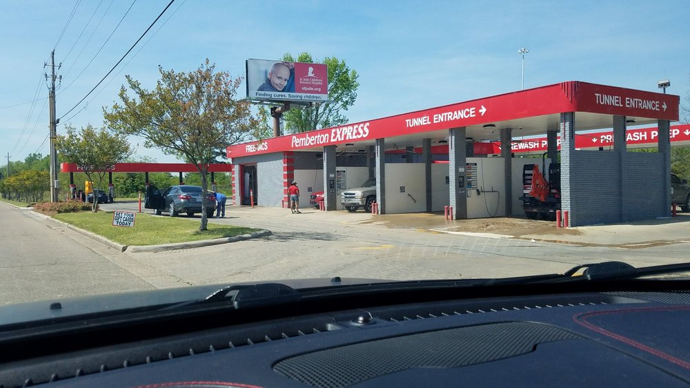 PEMBERTON EXPRESS CAR WASH 3530 Pemberton Sq Blvd, Vicksburg