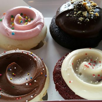 Cupcake Royale - Clockwise: Dance Party, Peanut Buttah, Red Velvet, and Classic (2/24/17) - Bakeries Near Me - Seattle, Washington Cupcake Royale - Clockwise: Dance Party, Peanut Buttah, Red Velvet, and Classic (2/24/17) - Bakeries Near Me - Seattle, Washington
