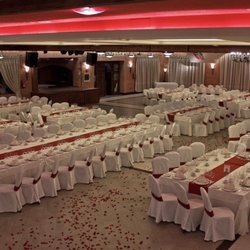 Los Pucheros - Salones de eventos