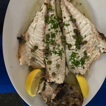 Platía Greek Kitchen - Greek Near Me - Syosset, New York