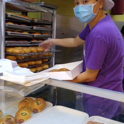 Manna Donuts - Cute Asian guy. He was pretty nice.