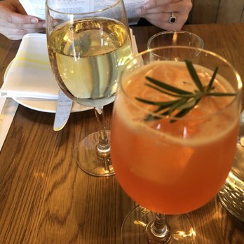 L'Oursin - French Near Me - Seattle, Washington