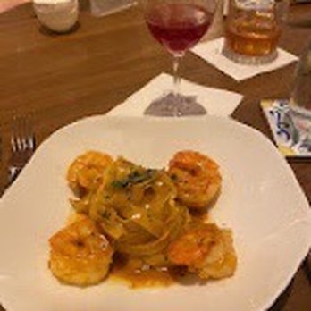 Casa Don Alfonso - Shrimp with linguine - Pasta Shops Near Me - St Louis, Missouri