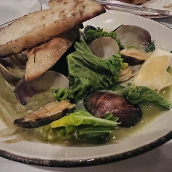 Merriman's - Garlic steamed Keahole clams - Hawaiian Near Me - Kamuela, Hawaii Merriman's - Garlic steamed Keahole clams - Hawaiian Near Me - Kamuela, Hawaii