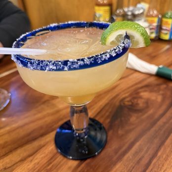 El Loro Eagan - Margarita - Mexican Near Me - Eagan, Minnesota