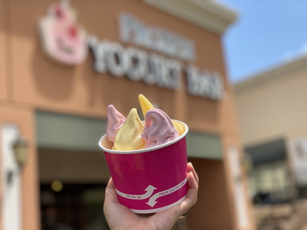 Island Frozen Yogurt Bar, Henderson Roadtrippers