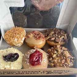 Peace Love and Little Donuts - Canonsburg - Made to order donuts!