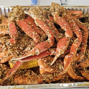 Bubbas Crab House - Crab legs, shrimp, mussels, sausage, and corn. - Cajun/Creole Near Me - Rowland Heights, California