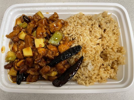 Calcutta Chinese Restaurant by null